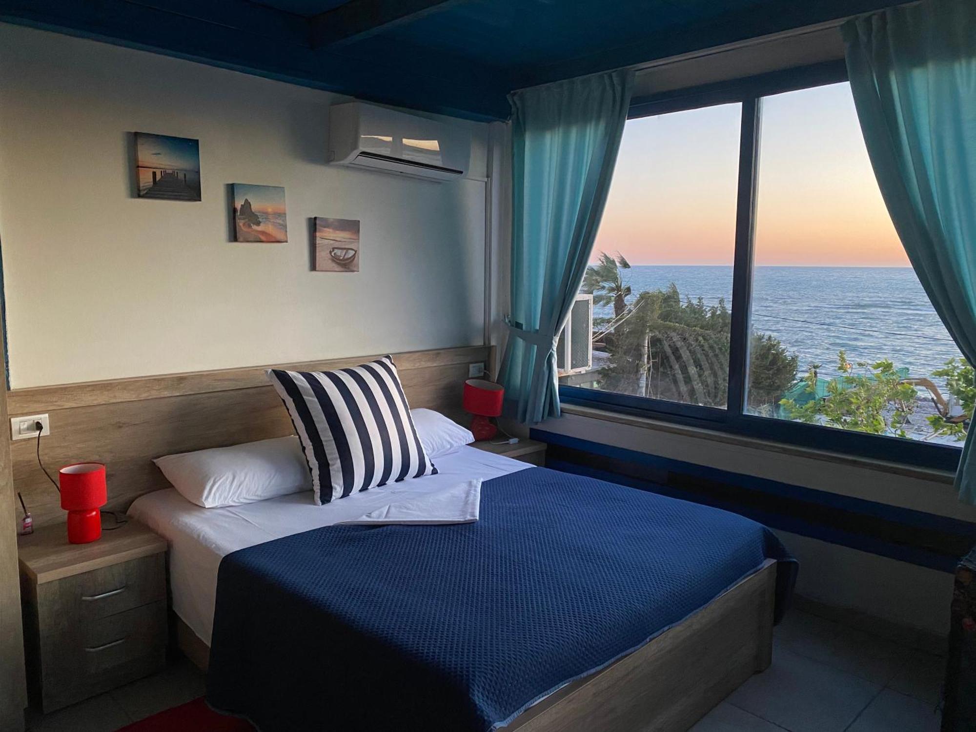 Tramonto Hotel Дуррес Номер фото