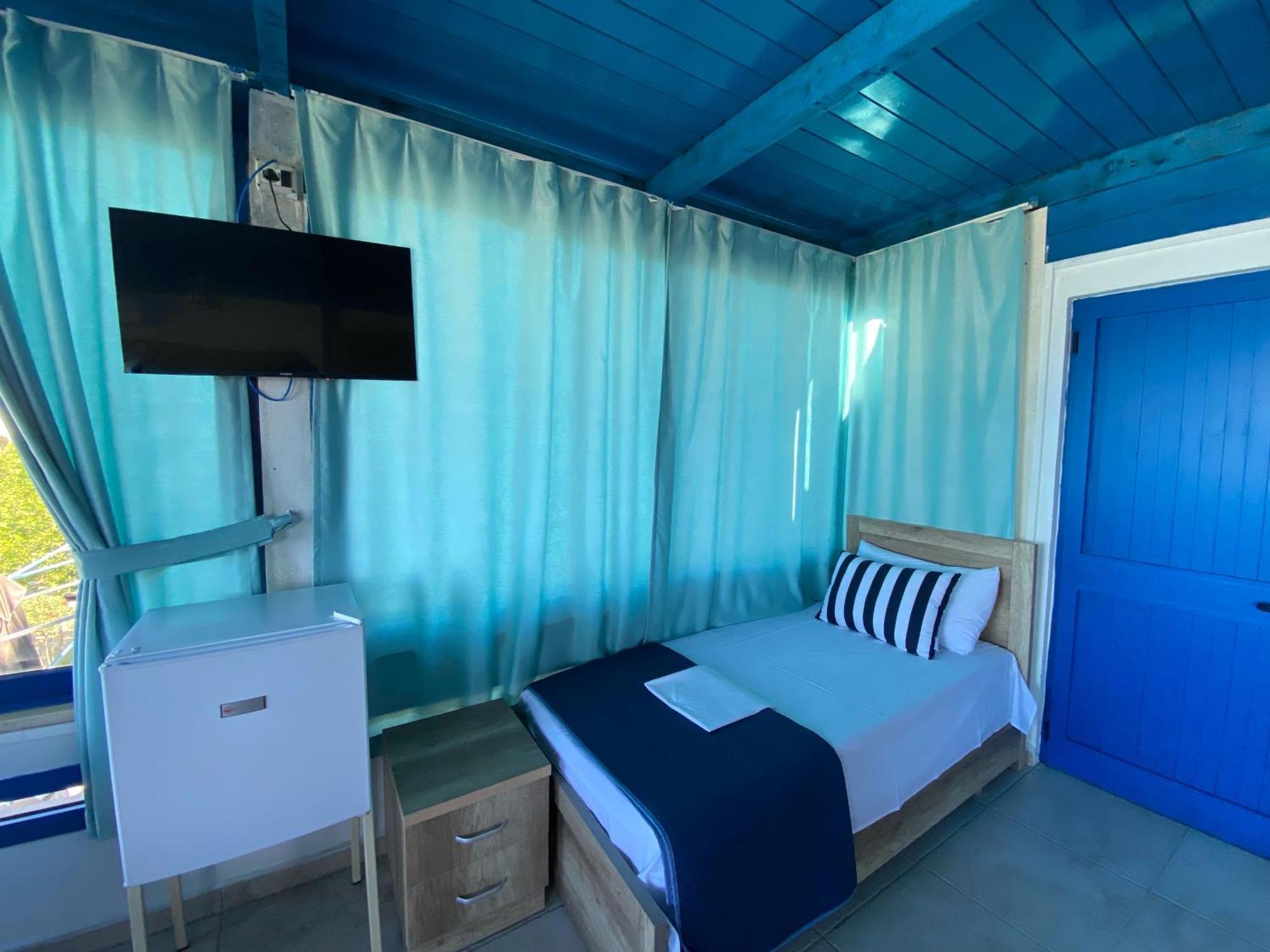 Tramonto Hotel Дуррес Номер фото