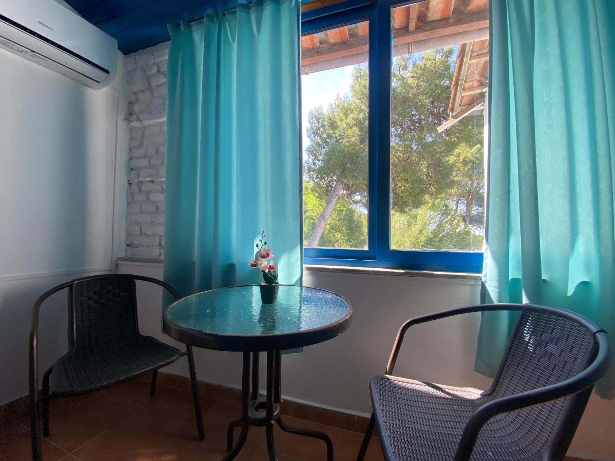 Tramonto Hotel Дуррес Номер фото
