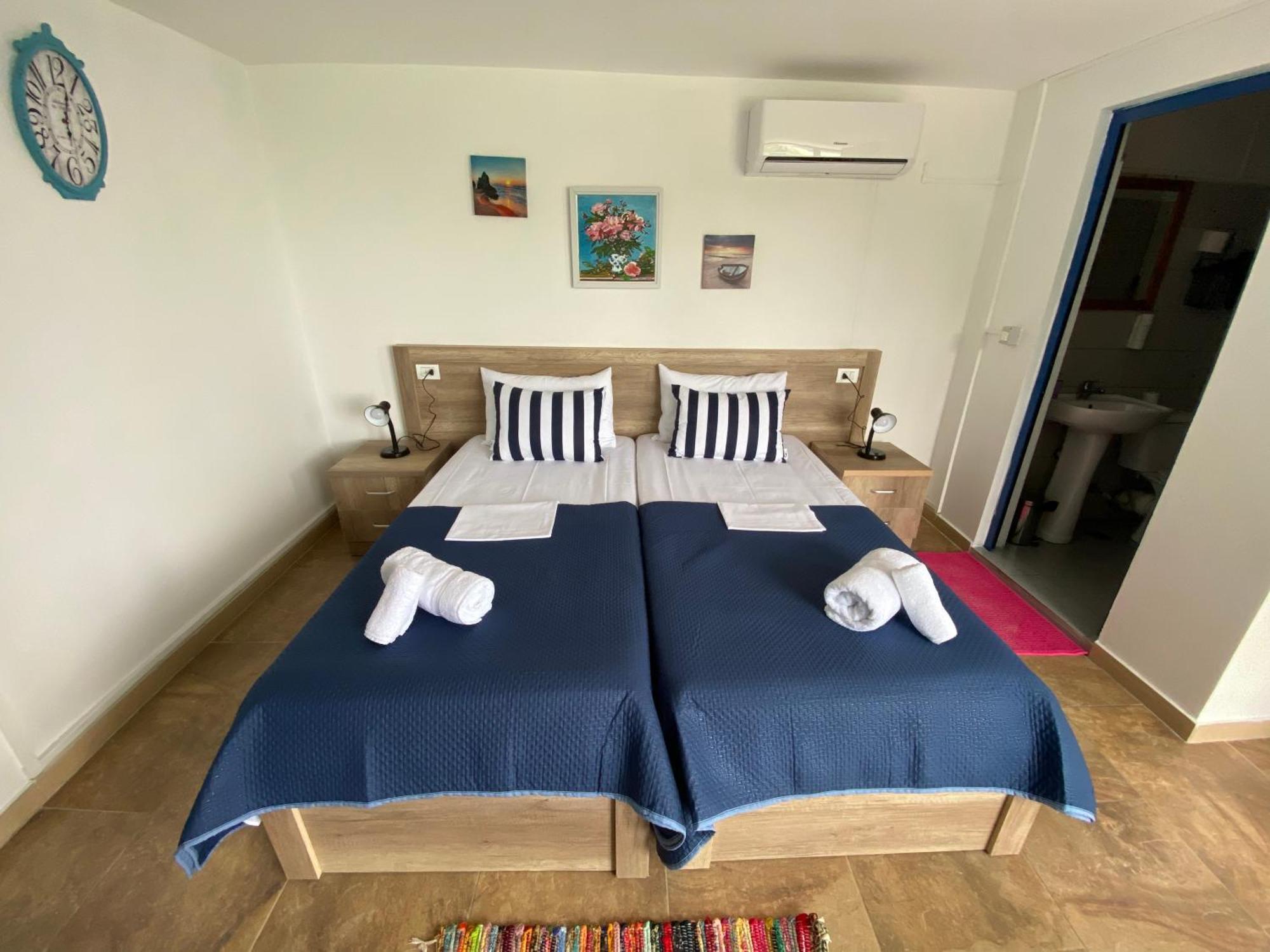 Tramonto Hotel Дуррес Номер фото