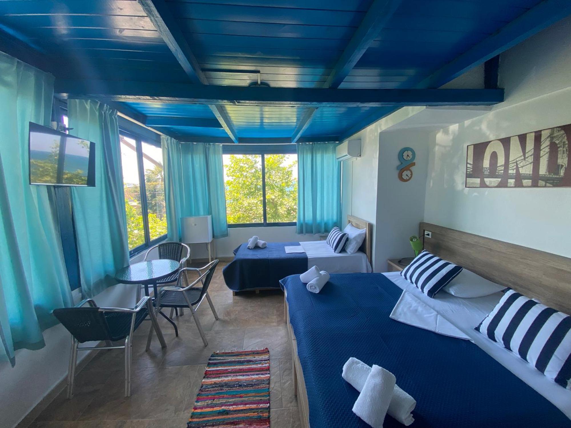 Tramonto Hotel Дуррес Екстер'єр фото