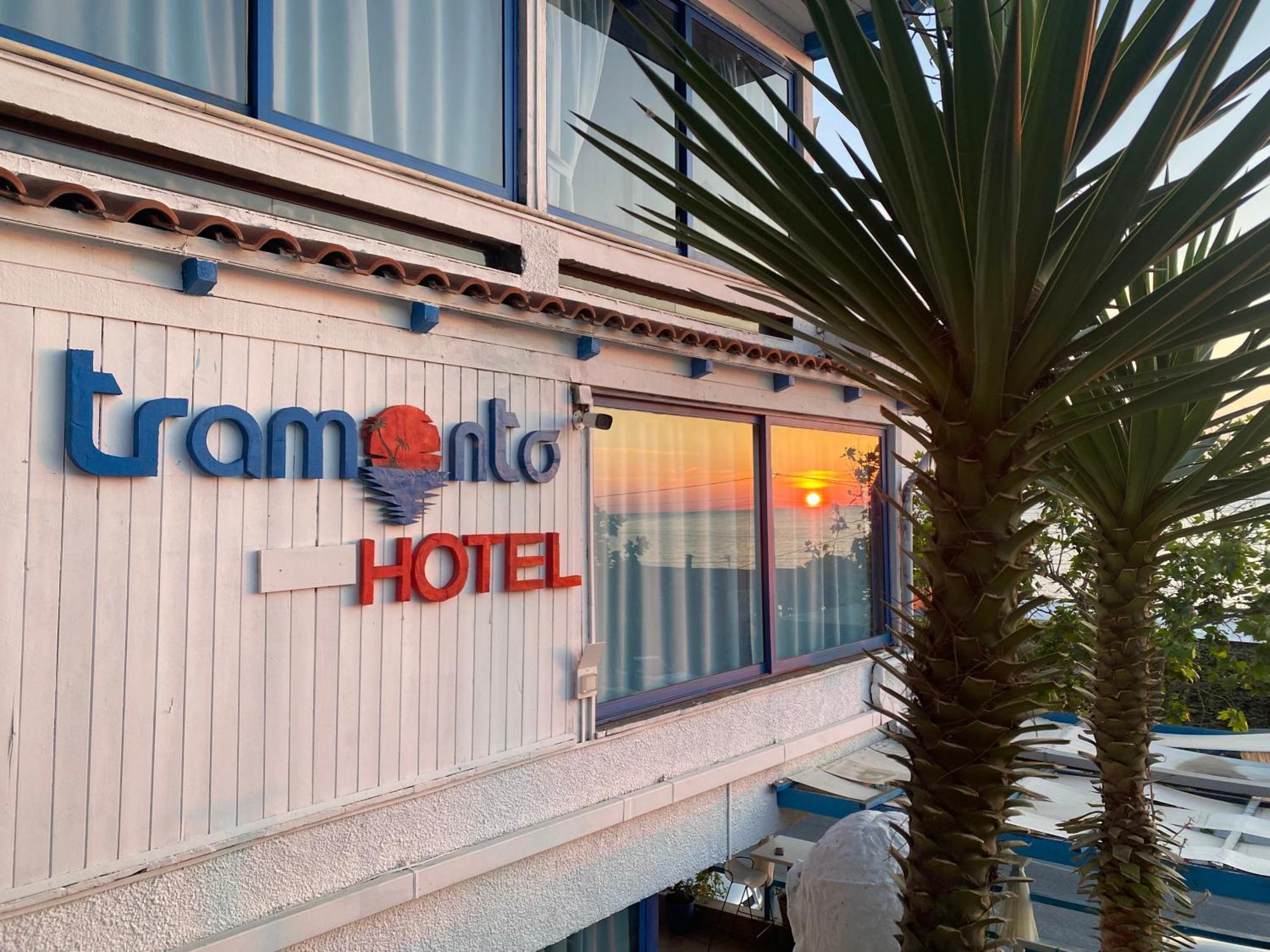 Tramonto Hotel Дуррес Екстер'єр фото